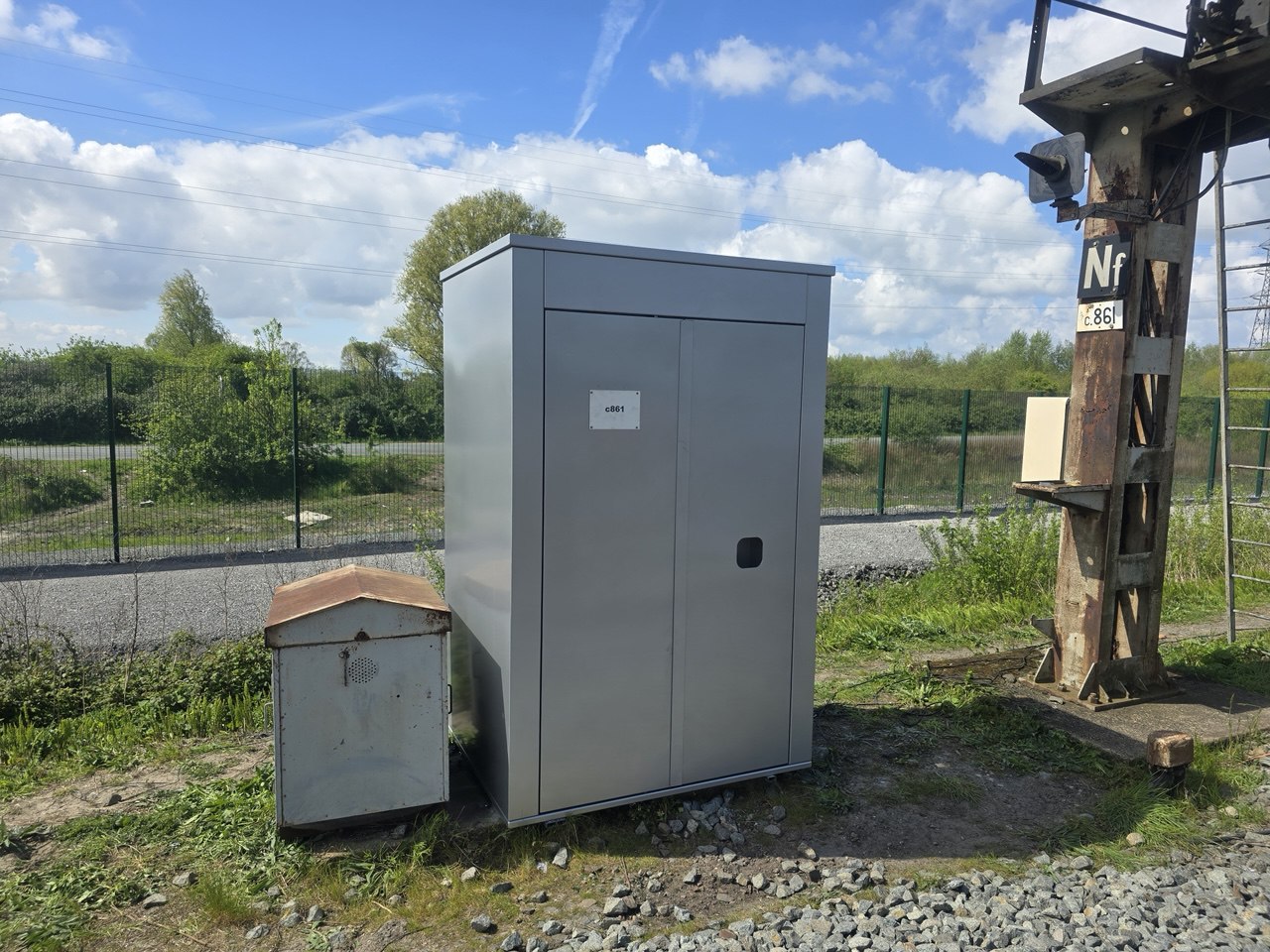 Vandal Resistant Trackside Cabinets UK: Reducing Damage, Delays, and Repeat Site Visits